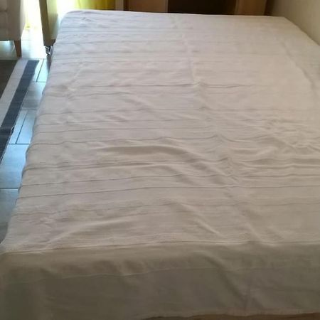 Toll Apartment Mit Privatem Eingang Free Parking Slbst Check-In Netflix 30 Zone Ruhig Duisburg Dış mekan fotoğraf